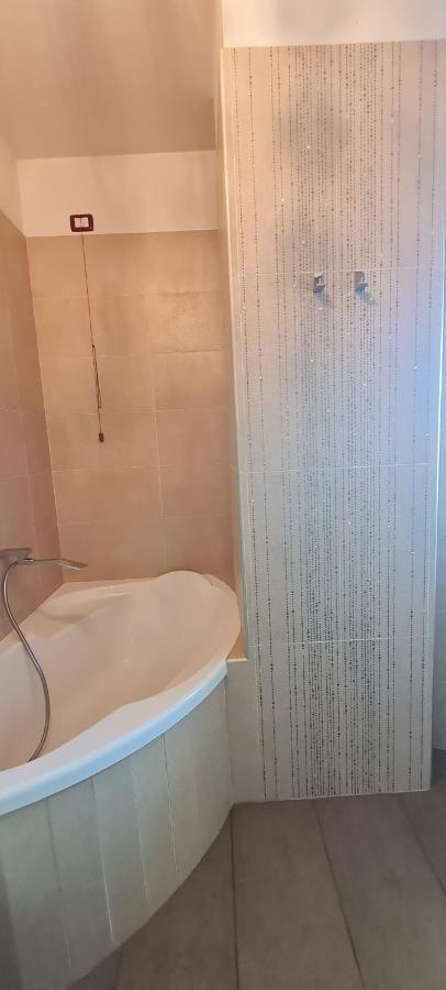Salute Apartments Terni Exterior foto